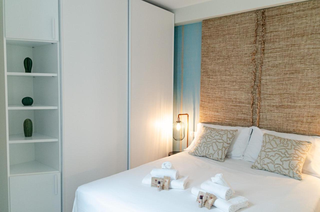 Апартаменты Apulialux Polignano High Class / Jacuzzi + Parking Полиньяно-а-Маре Экстерьер фото